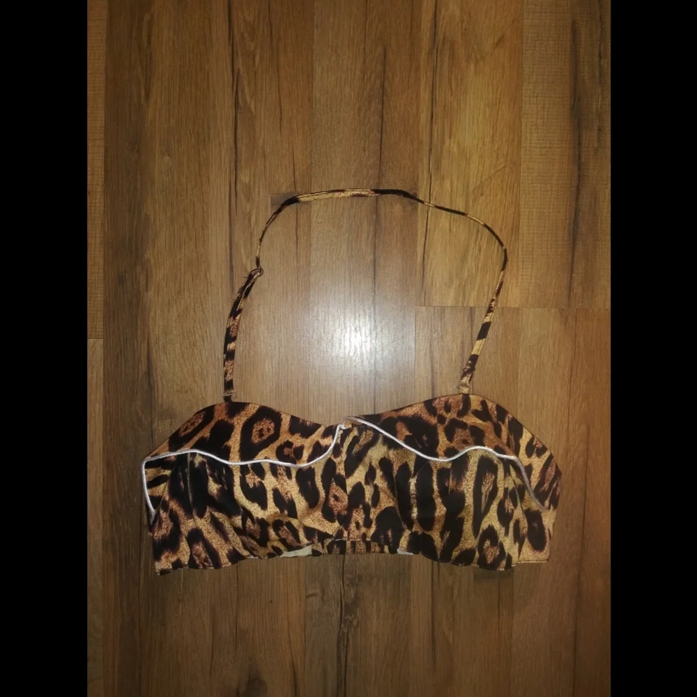 Beach Bash Leopard Beach Wear Bikini Top - Picture 2 of 13